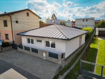 REZERVOVANÉ 4-izbový rodinný dom s dielňou, veľkou záhradou 