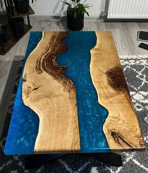 Epoxidový živicovi konferenčný stolík