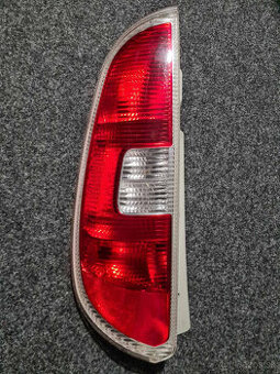 Zadné svetlo Škoda Romster