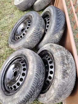 Mám na predaj zimné pneumatiky 5x112 R15