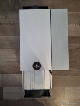 Ant miner K7 63,5 Th/s 3080 W - 1
