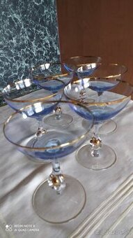 Poháre zlatá Zuzana  na šampanské