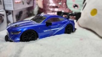 RC Drift Autíčko s Diaľkovým Ovládaním a Príslušenstvom