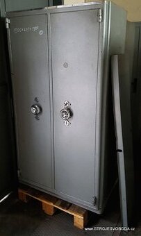 KUPIM Plechovu skrinu