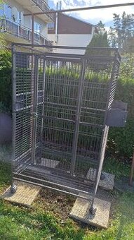 Klietka pre papagaja