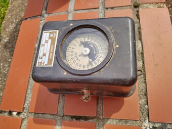 Časový spínač / spínače