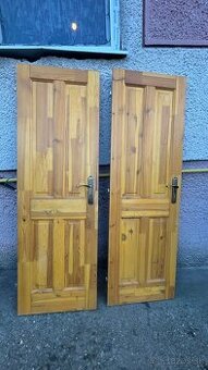 Dvere z masívneho dreva 60cm