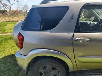 Toyota RAV4 4 benzín 110kw