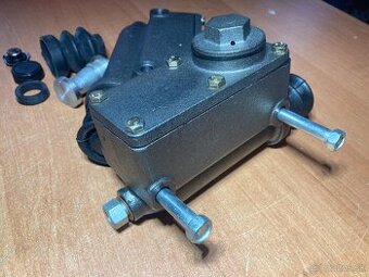 Gaz 69, ARO 461, Uaz  hlavný brzdový, spojkový valec