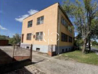 Na predaj budova s pozemkami obec Tešedíkovo - okres Šaľa