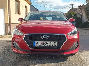 Hyundai i30 1,4 benzin