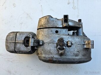 MOTOR JAWA PIONIER 20,21 V NÁLEZOVOM STAVE.