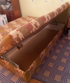 Predam dve valendy s ukladacim priestorom