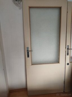 Predam interiérové dvere 80cm
