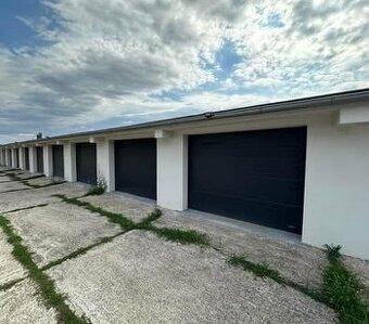 garáž - sklad na prenájom, Pionierska BA Nové Mesto