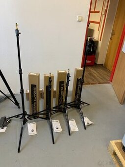 4× Manfrotto 1051BAC – svetelný statív / stojan