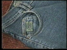 Kúpa strečovÿch jeansov