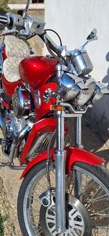 Suzuki Intruder vs800