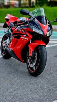 HONDA CBR 1000RR 2004,2005...Diely