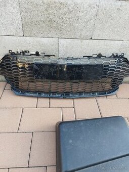 Predná maska - mriežka Toyota Corolla E21