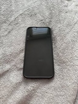 iPhone 13 mini 256 GB – plne funkčný, prasknuté sklo