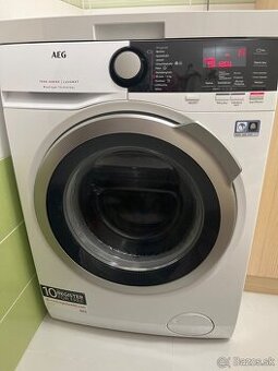 AEG