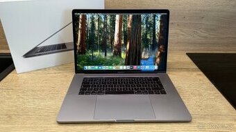 Apple MacBook Pro 15" Retina Touch Bar 2019