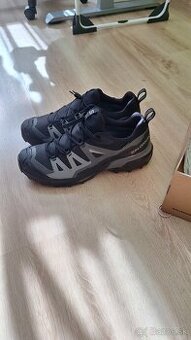 Goretex salamon trekove topanky nenosene,ako nove