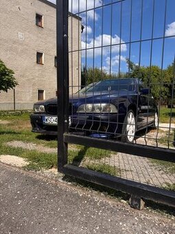 Zháňam 520i