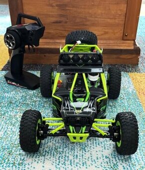 Buggy-na Across