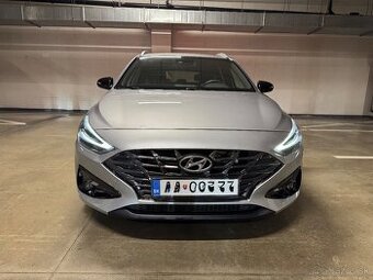 Hyundai i30 CW 1.5 T-GDi mHEV,2022,40000km,LED,1.majiteľ