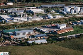 Na predaj MULTIFUNKČNÝ OBJEKT v KAPUŠANOCH, POZEMOK 2649 m2.