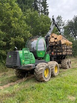 Predám vyvážačku John Deere 1210e