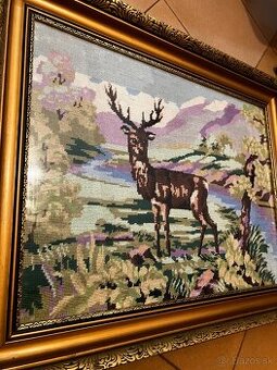 Starožitný vyšívaný obraz jeleňa