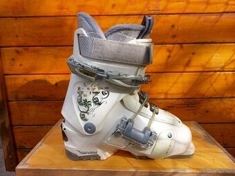 Predam lyziarky HEAD