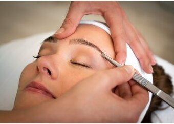 Kozmetické a masérske služby Varín