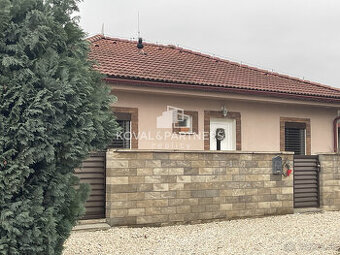 Útulný 3 izbový rodinný dom v Kolíňanoch