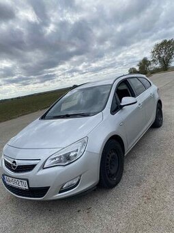 Opel astra sport tourer 1.7 cdti nová STK ek