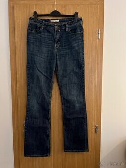 Dámske džínsy / rifle Levi’s 627