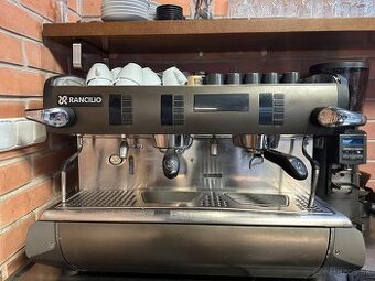 Kávovar + mlynček Rancilio