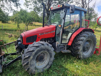 Traktor MASSEY FERGUSON 4245