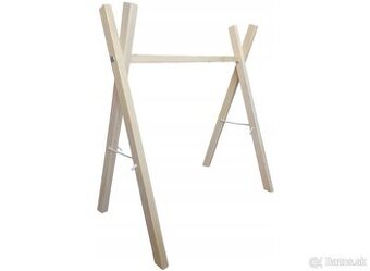 STOJAN DREVENÝ BUKOVÝ PRE BÁBÄTKÁ