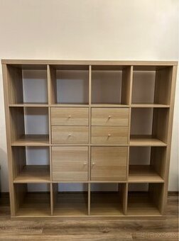 Ikea kallax s vložkami
