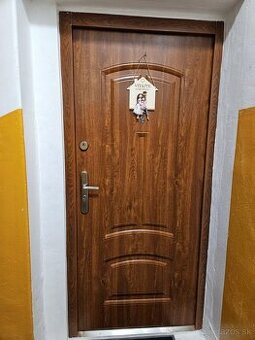 Prenajom bytu GARÁŽ PIVNICA ZÁHRADKA