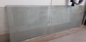 Predám narezané sklo na akvárium  2000x640x600mm