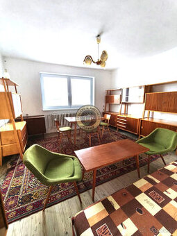 Na predaj rodinný dom v obci Šulekovo ( Hlohovec)