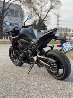 Kawasaki Z900