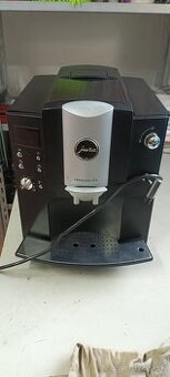 predam kavovar jura E20