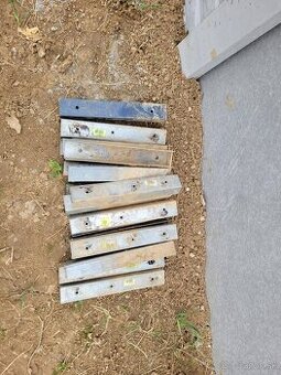 Predám podhrabové dosky a držiaky