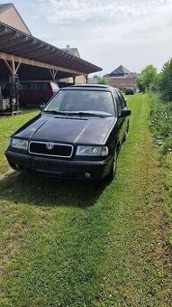 Škoda Felicia se shrnovacím střešním oknem